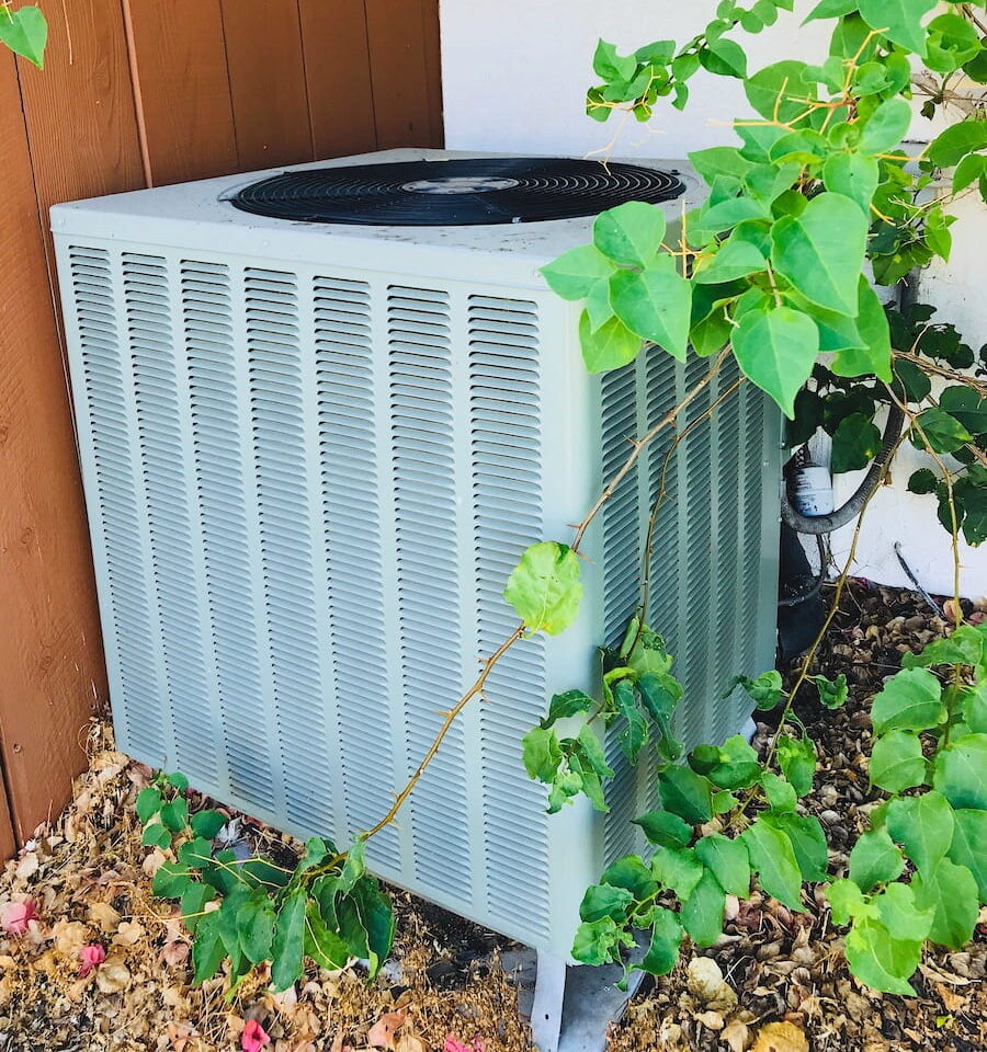 Residential heat pump maintenance and repair service